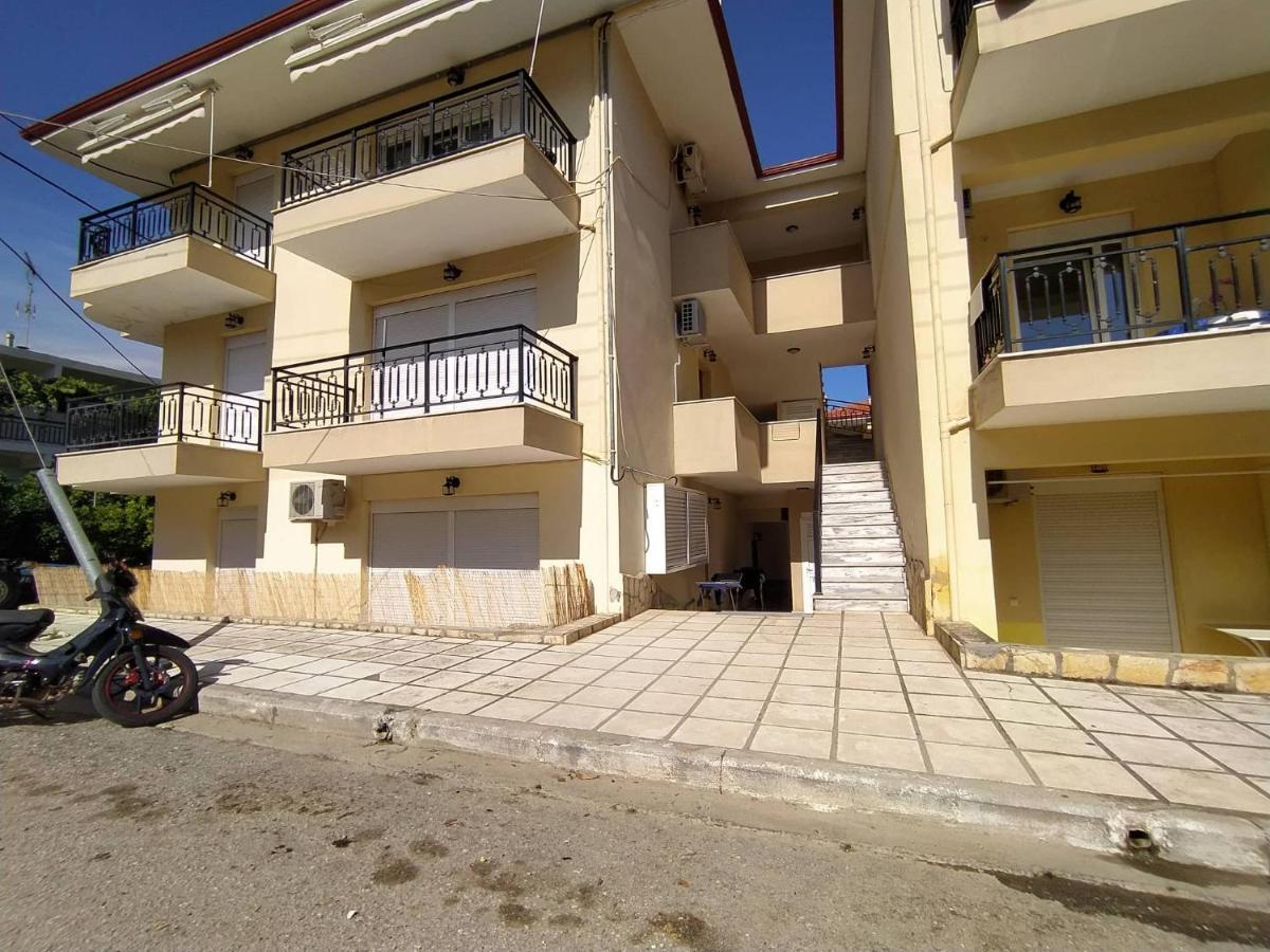 Διαμέρισμα Στην Πόλη Metamorfosi Exterior photo